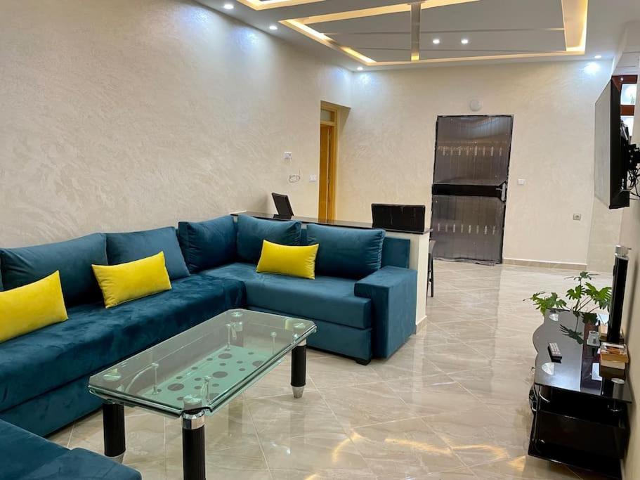 Appartement Pour Famille Avec Enfant الحسيمة المظهر الخارجي الصورة